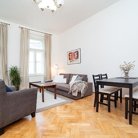 Quiet Apartment In The Old Town Prag Eksteriør billede
