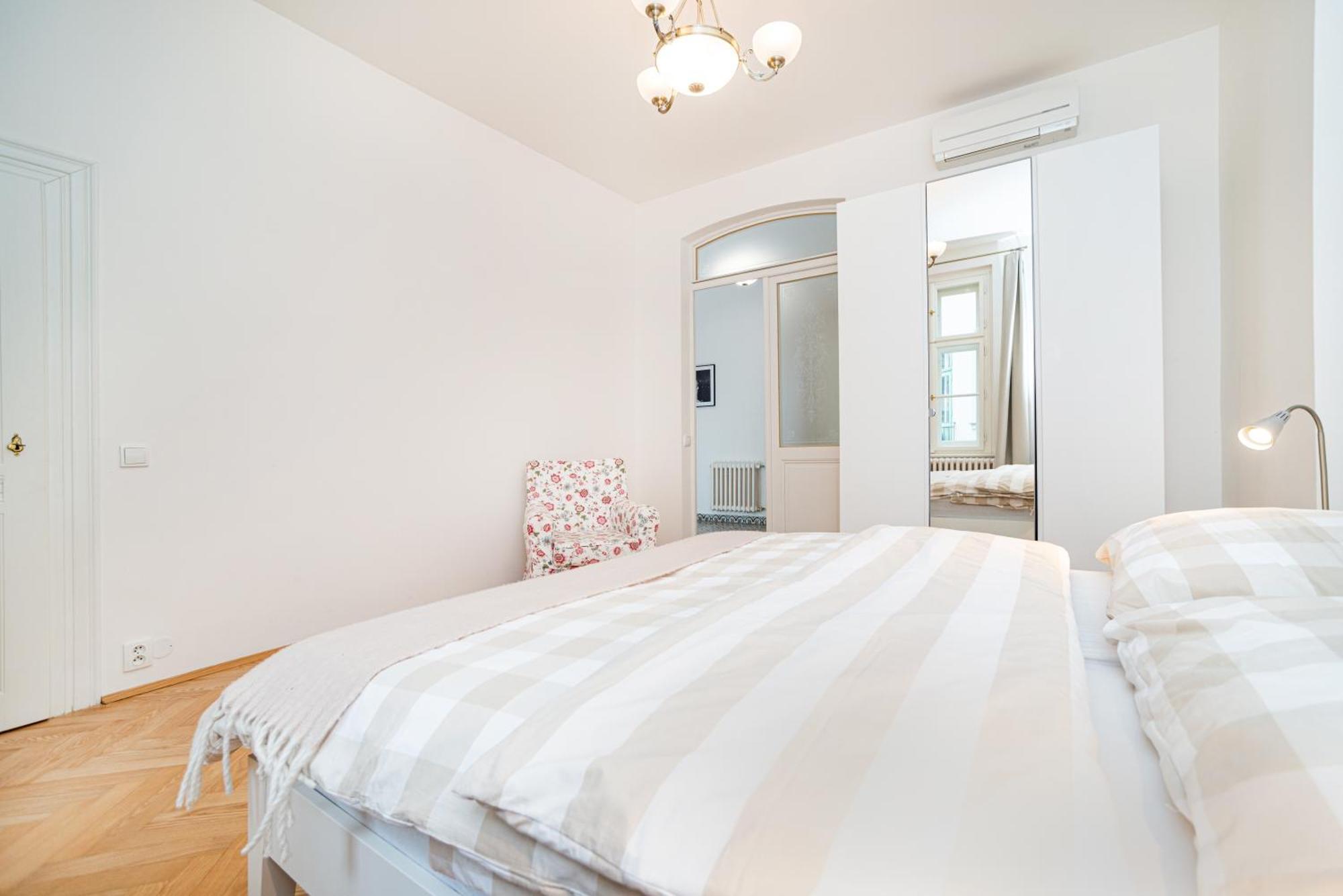 Quiet Apartment In The Old Town Prag Eksteriør billede